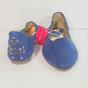 NWT Women's Pink Label Spike Flats